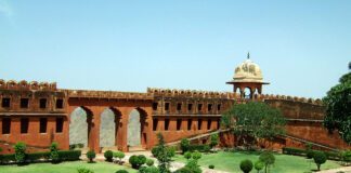 Jaigarh Fort History, Wars, Structure inside fort and Architecture in Hindi