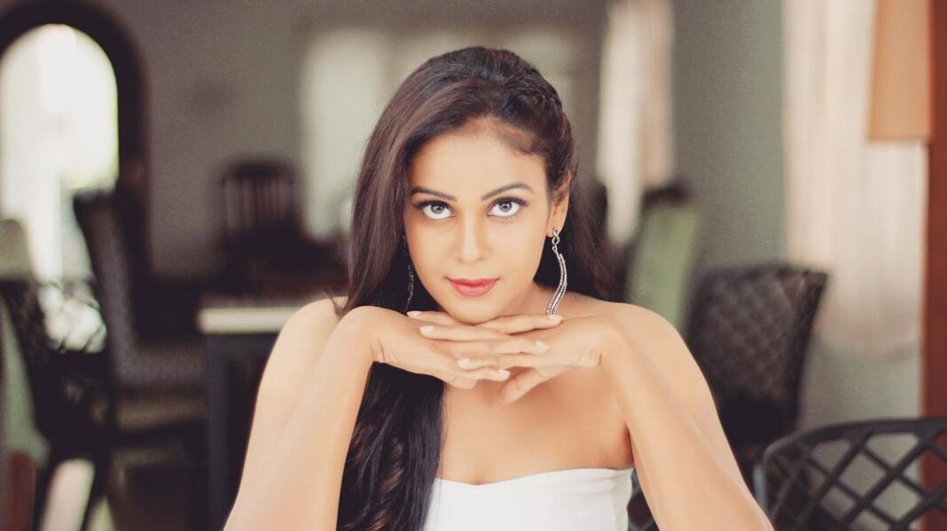 Chandini Tamilarasan Biography, Age, Height, Model and Boyfriend Chandini Tamilarasan Biography, Age, Height, Model and Boyfriend