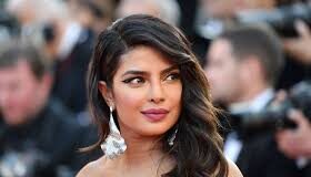 Priyanka Chopra Biography, Age, Height, Model and Boyfriend