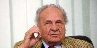 Josip Manolić Biography in Hindi