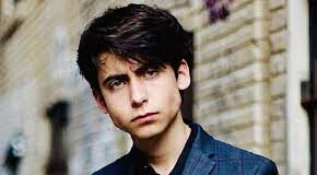 Aidan Gallagher Net Worth, Biography, Age, Wiki, Height, Family, Girlfriend Aidan Gallagher Biography in hindi