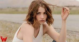 Emily Rudd Biography, Age, Height, Model and Boyfriend Emily Rudd Net Worth