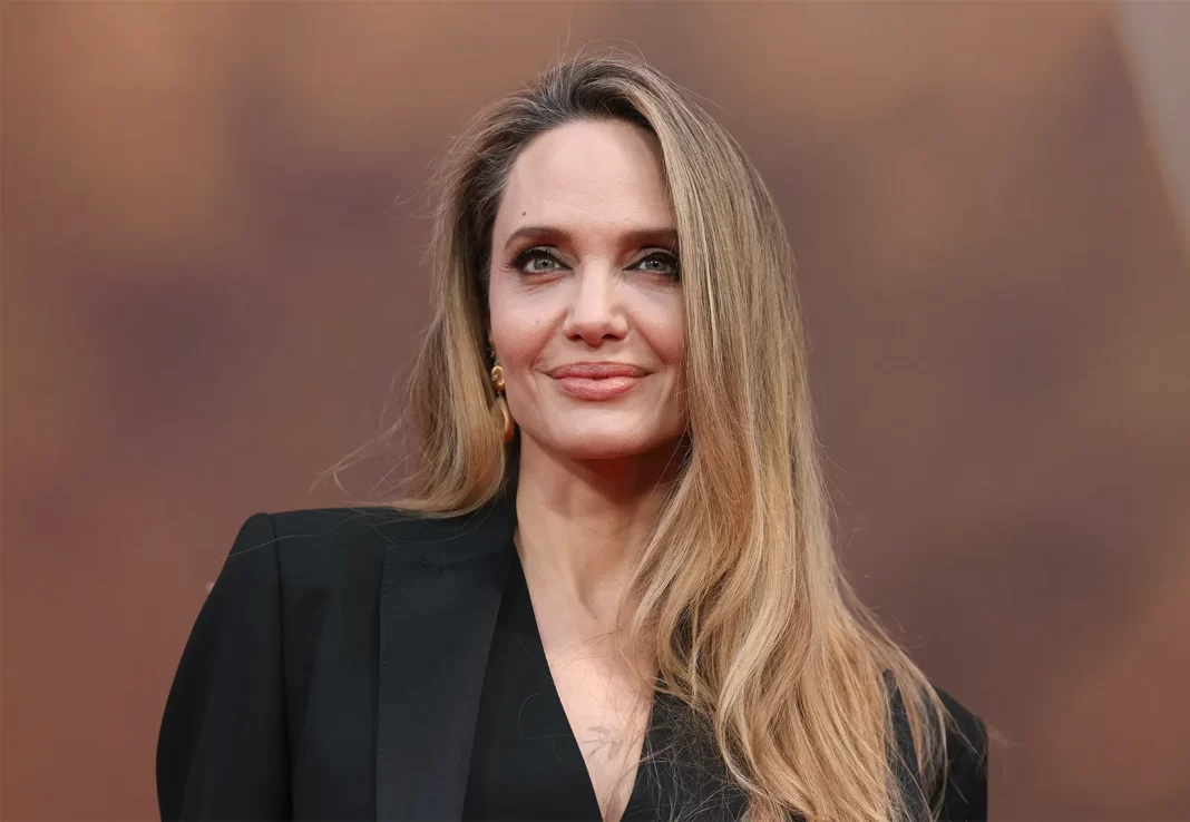 Angelina Jolie Biography Lifestyle and Career Angelina Jolie Biography